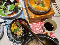 -云海肴·汽锅鸡·云南菜(天山百盛优客店)