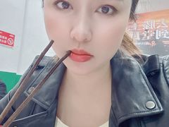 -堂瓦里·33年传统赣菜(第一街区店)