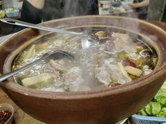 -威邵鸡煲(西华路总店)