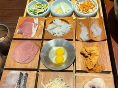 -银米·云南传统过桥米线(双廊黑金冠店)