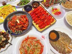 -巴厘龙虾·榜首油焖大虾(音乐学院·沿江酒馆店)