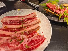 -山川小町·极番烧肉(新地假日广场店)