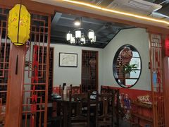 -乡土黄·鲜牛肉火锅·小龙虾(兴业街店)