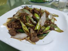 葱爆羊肉-清华澜园教工餐厅