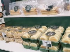 -酥大興·新国潮糕点配茶饮(龙岗万达黑金店)