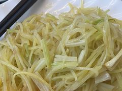 -瑞丰园庭院餐厅·白族传统家常菜