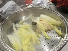 -虾弄弄海派小龙虾·牛羊蝎子火锅