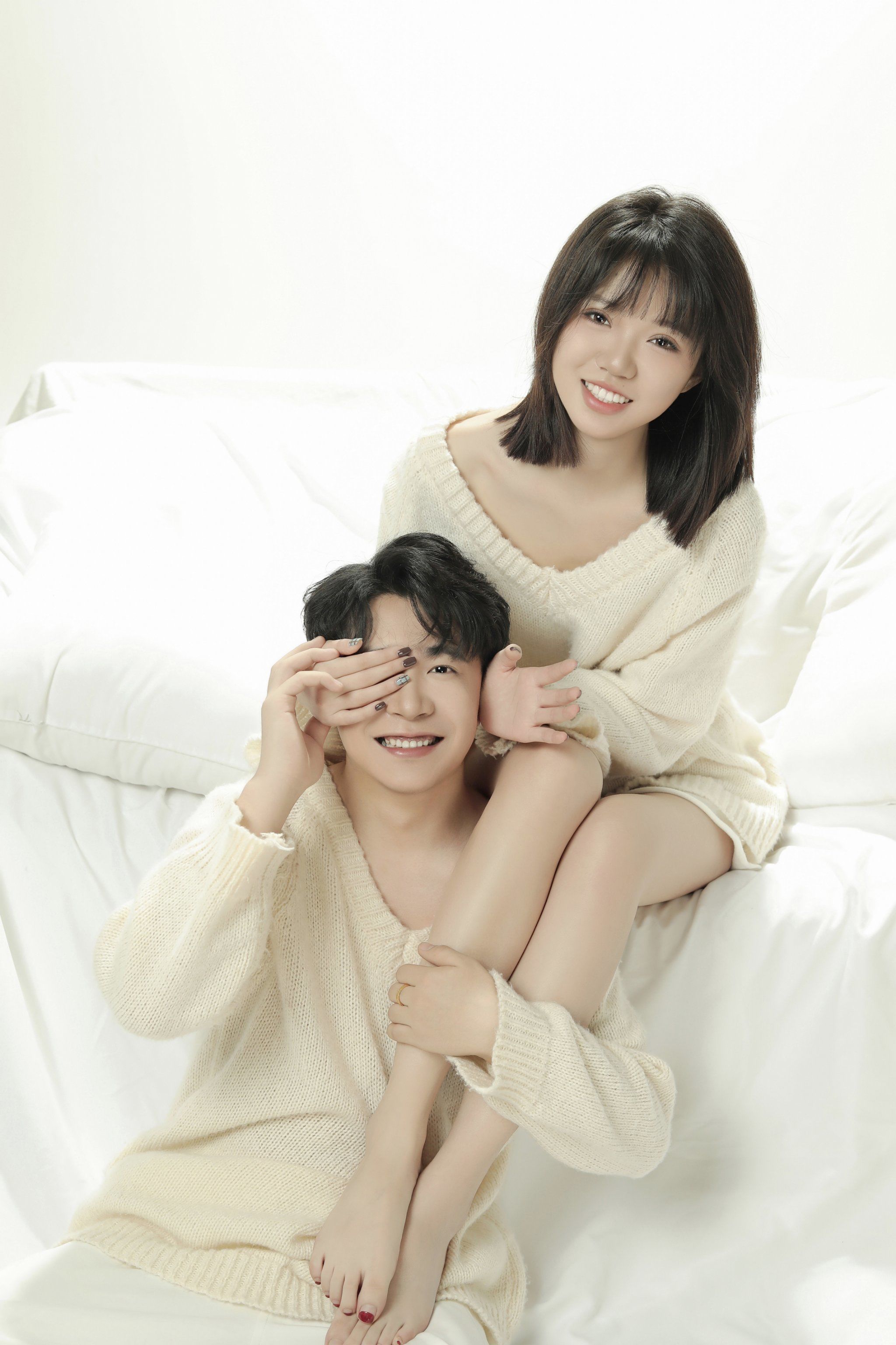 室内情侣写真#个人写真#客片分享#写真#简约写真#情侣#拍写真#圣诞