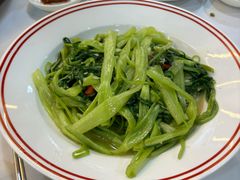 -明本湛江鸡•海鲜小厨(陈家祠店)