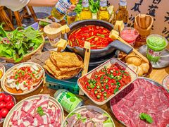 -黔二妞地摊火锅(龙华清湖店)