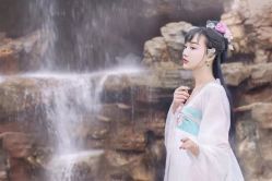 -盘子女人坊古装写真摄影(厦门总店)