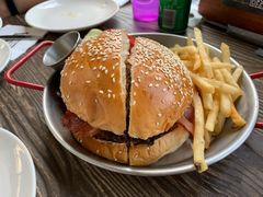 酿牛肉汉堡-The BREW·酿餐厅(浦东嘉里大酒店)