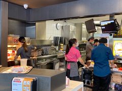 -麦当劳(杭州三花国际店)