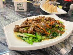 芥兰炒牛肉-潮人姐妹轩(海宁路店)