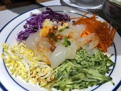 东北大拉皮-丁里羊肉小镇(天鹅湖总店)