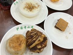 -护国寺小吃(左家庄店)