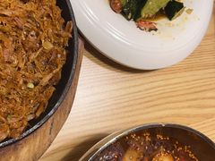 -三个大叔烤羊肉串·歌手驻唱·碳烤鲜肉(西三旗店)