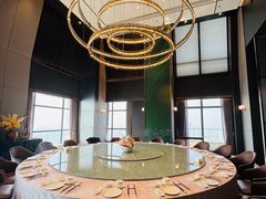 -景月阁空中食府(希尔顿酒店)