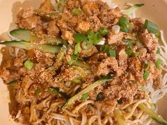 -鹤江桥·红油牛肉粉(SKP店)