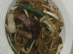 瑞士汁炒牛河-和平馆·地道港澳茶餐厅(西门口店)