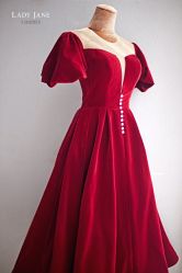 -Lady  Jane高端婚纱礼服馆