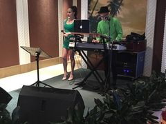 -荣誉国际酒店-云顶旋转餐厅