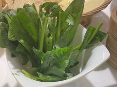 -老房老舍重庆火锅(假日城市店)