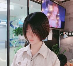 -FRIDAY星期五专业美发沙龙