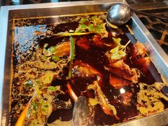 深水大鱼头-张大胡子鱼头火锅酒楼(长益路店)