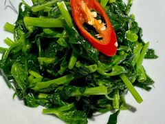 清炒豆苗-RIVIERA 松鹤楼(外滩店)