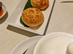 菠萝叉烧包-御宝轩(益丰·外滩源店)