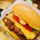平均100多一个的汉堡是什么口感