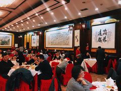 大堂-九花山烤鸭店