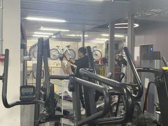 -超菲特健身工作室(晨月店)