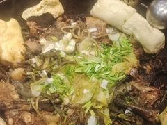 -咱屯子铁锅炖直营店(保利店)