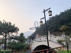 -黄腾峡天门悬廊