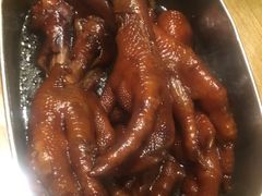 弄堂里的卤鸡爪-弄堂里(雨花客厅店)