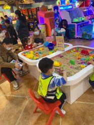 -卡通尼乐园(银泰店)