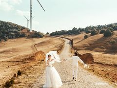 -爱我旅拍婚纱摄影(大理店)