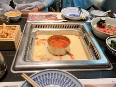 招牌凤凰投胎汤底锅底-大隐·成都火锅Bistro(合生麒麟新天地店)