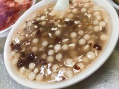 -芳婆糕团店(王府大街店)