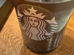 -星巴克(上海虹桥新天地二店)