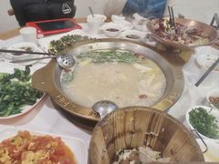 -颜氏双江清水鱼一养身火锅(磁器口店)