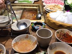 -东巴人鱼豆花火锅(幸福街店)