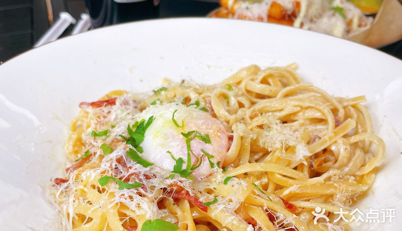 🔥爆广州的黑暗料理西餐厅