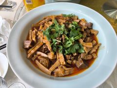 竹笋烧牛肉-竹涧府