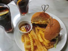 AB芝士牛肉汉堡-about(丹霞庄店)