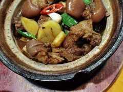 猪脚煲-九道菜有鸡鱼头(石鼓路店)