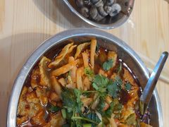 -柳州肥姨妈大骨螺蛳粉(东靖路店)