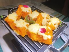 -蜜桃花开·中西融合菜E&W(南长街店)